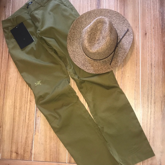 Arc'teryx Pants - Arcteryx A2B Chino Pant Women’s Size 2 NEW